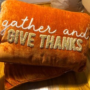 festive ‘Gather +Give Thanks’ pillows (2)